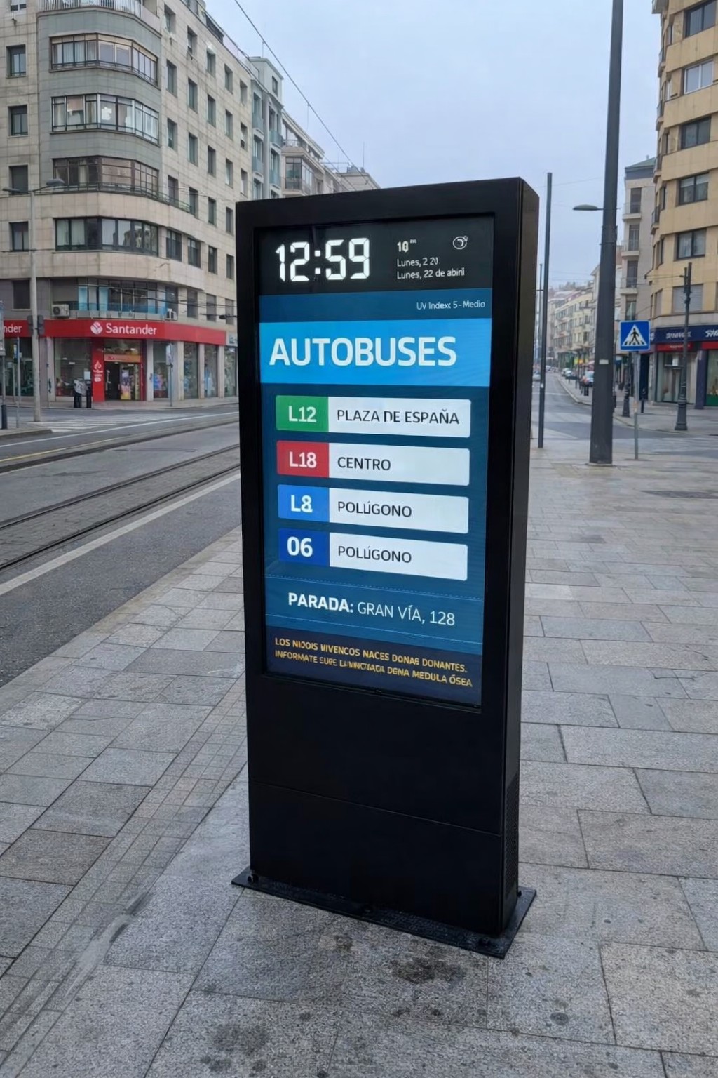 Tótem Vertical Exterior